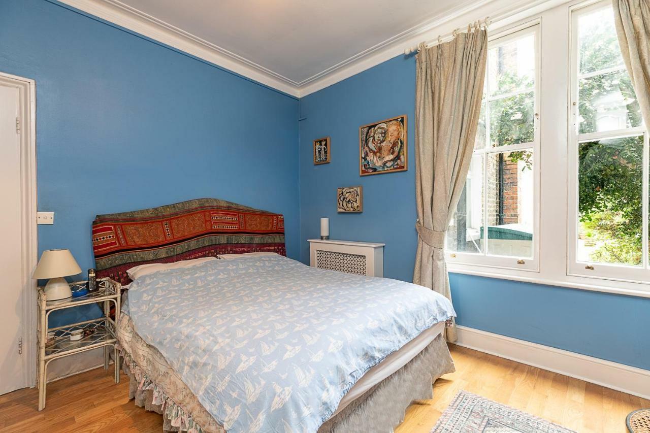 Apartament Joivy Splendid Flat With Garden Near Battersea Park Londyn Zewnętrze zdjęcie